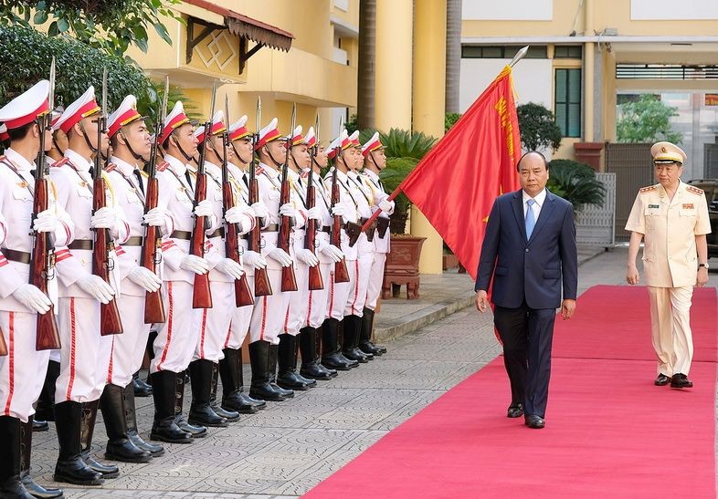 阮春福總理出席公安 力量會議。（圖源：光孝）