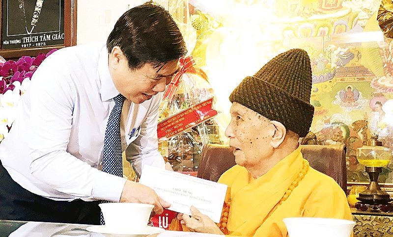 越南祖國陣線致信祝賀佛誕大典 ảnh 1