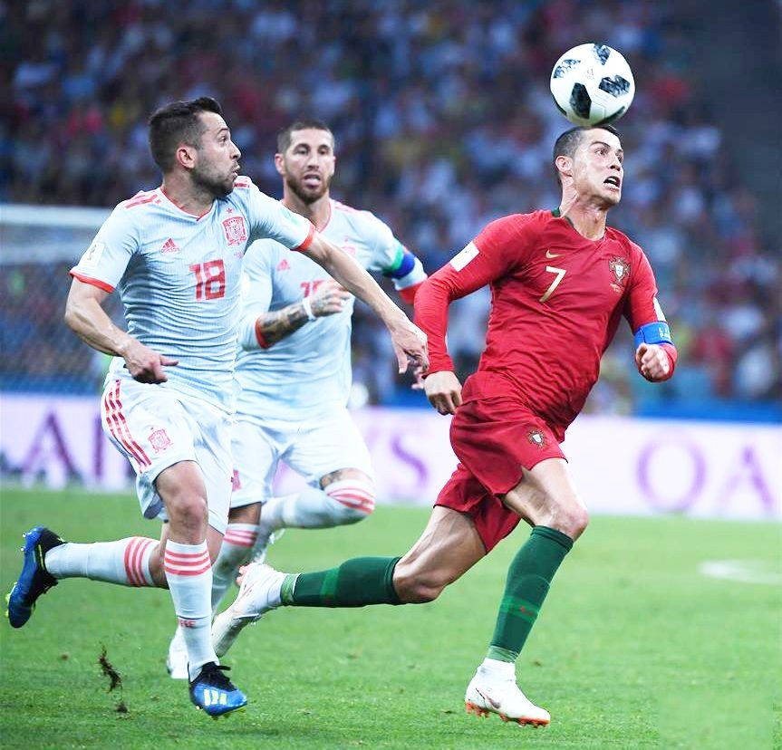 法國２比１勝澳大利亞 ảnh 1