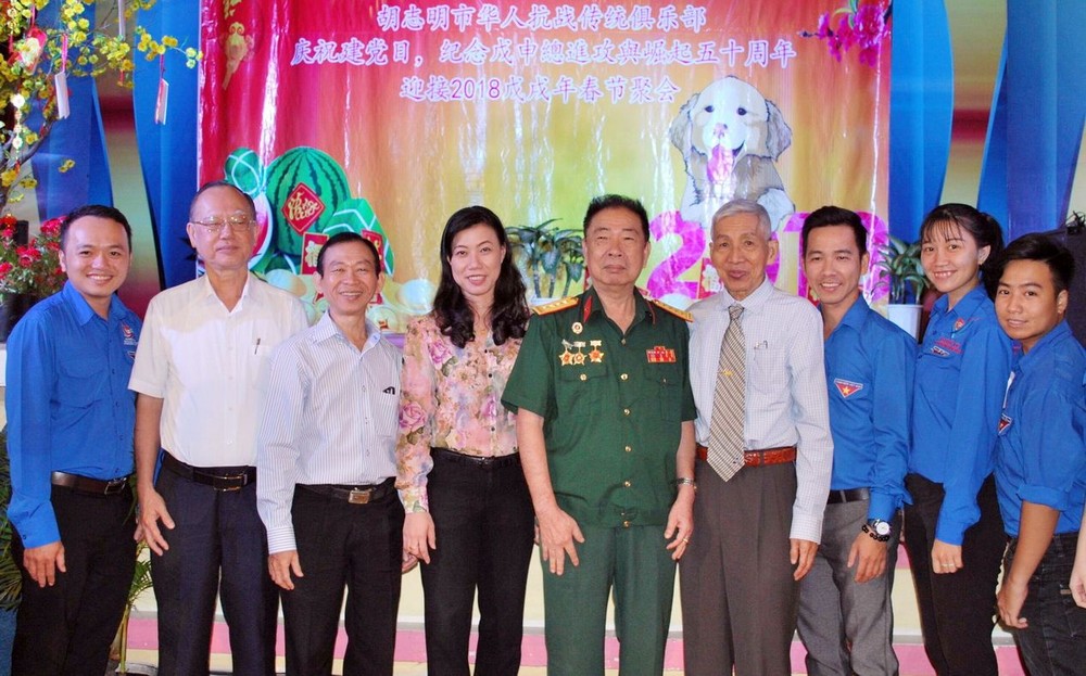 華人抗戰俱樂部致力向青年灌輸教育傳統。