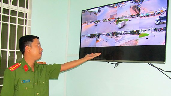 攝像監控辦公室經常有幹部當值，以及時發現與處理事件。