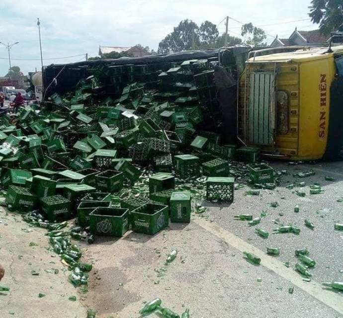 臥鋪客車突然自燃 ảnh 1