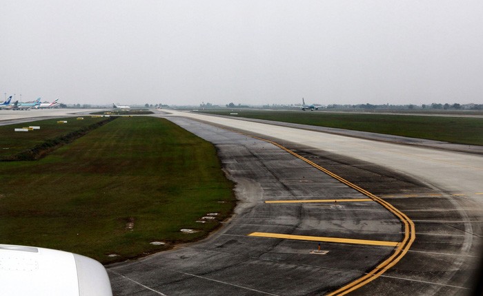 圖為內牌機場的滑行道一段。（圖源：俊馮）