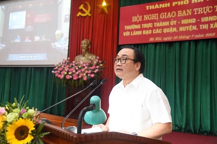 河內市委書記黃忠海在會議上發表講話。（圖源：維進）