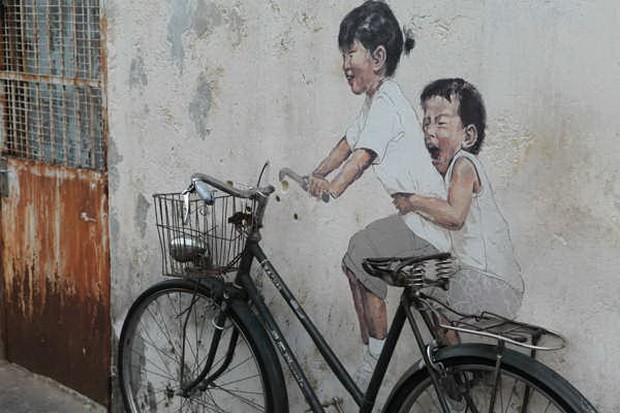 街頭隨處可見的壁畫。