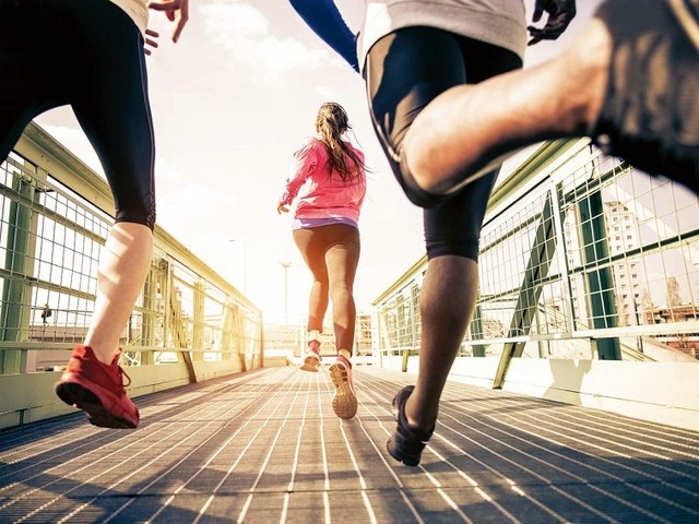 跑步到底傷不傷膝蓋？（示意圖源：互聯網）