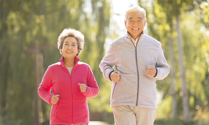 易筋經易學易練 修心養神延年益壽。（示意圖源：互聯網）