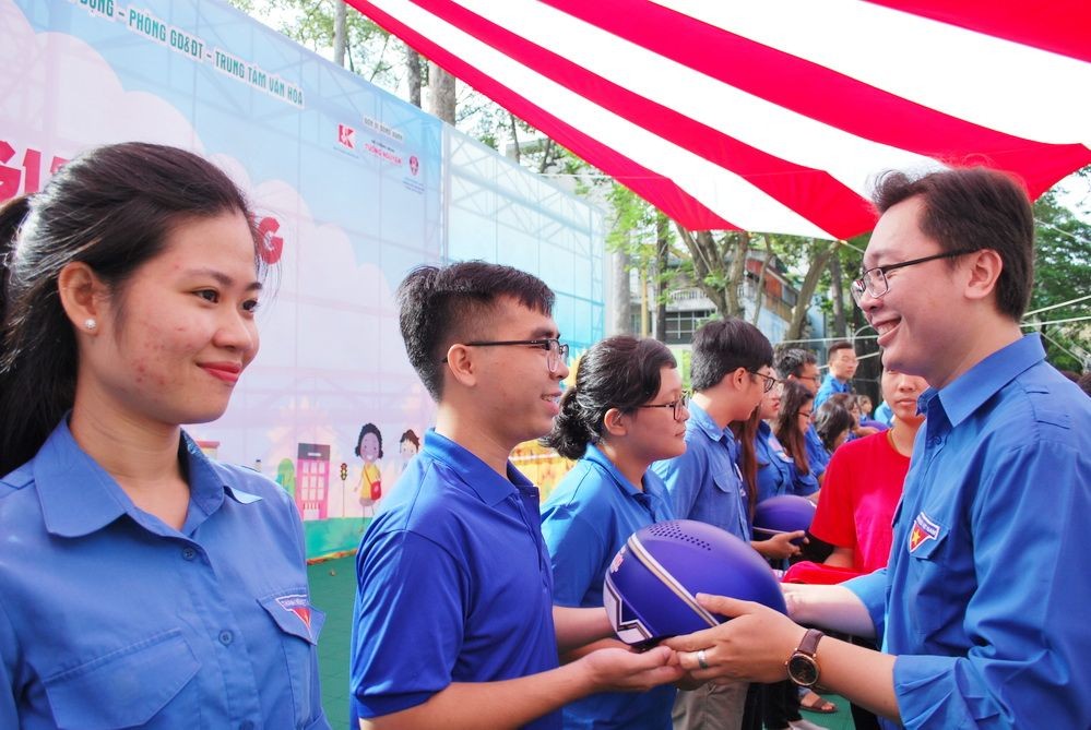 第五郡舉行“交通安全”活動 ảnh 1