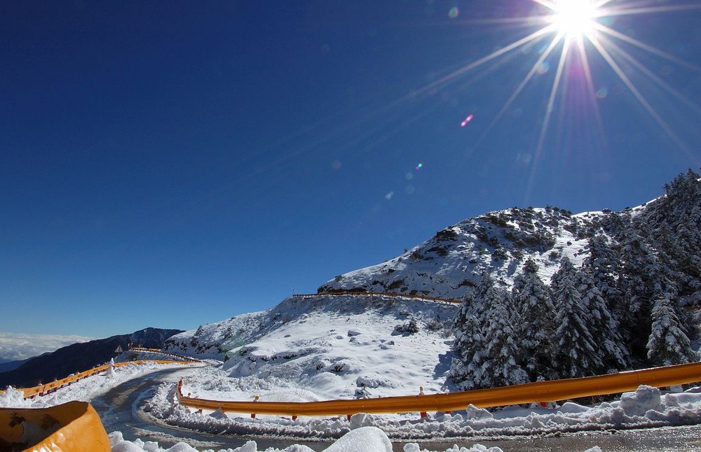 探索雲霧繚繞四季如畫的合歡山 ảnh 2