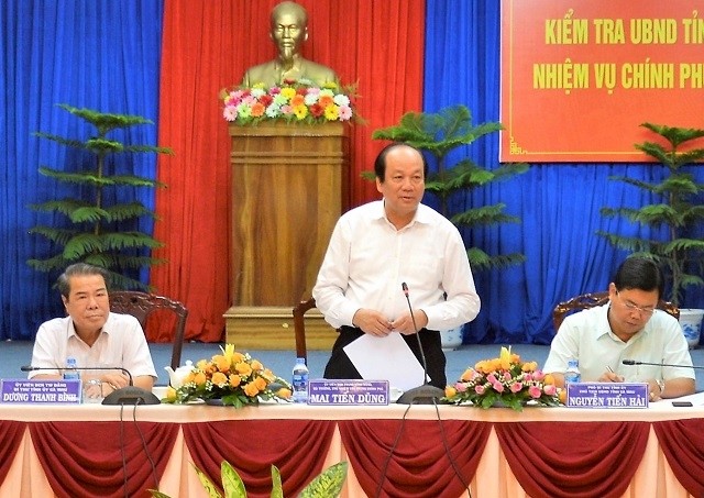 政府辦公廳主任梅進勇部長（中）在會議上發表講話。（圖源：CTV）