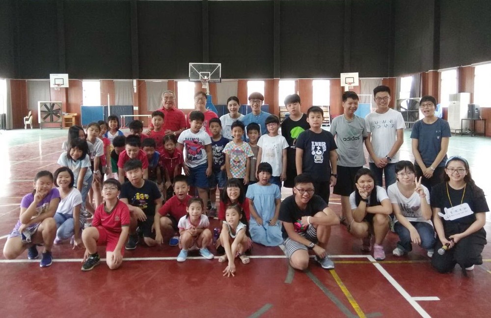 嬉遊文創作營隊員合照。