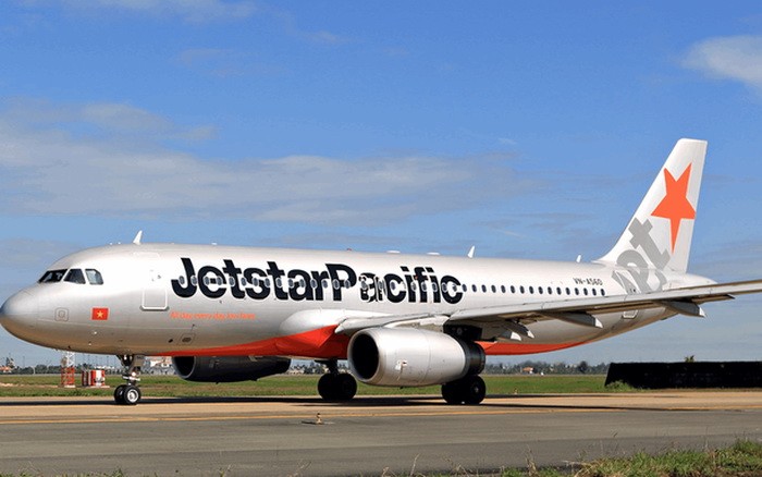 經過核實、檢查後，獲悉遺留手提袋者是正在我國旅行的外國乘客C.C.H。本月13日，捷星太平洋航空公司代表已將上述款項歸還失主。（示意圖源：Jetstar）