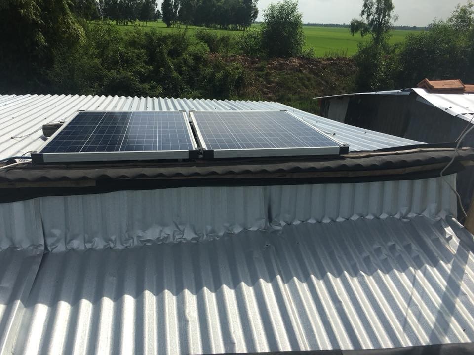 安江省靖邊縣安好鄉禾婆與佐落村全村民戶都裝設太陽能發電系統。（圖源：春權）