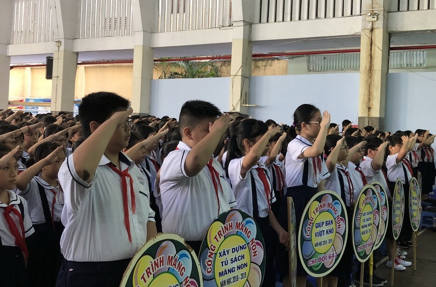 十年樹木 百年樹人 ảnh 1