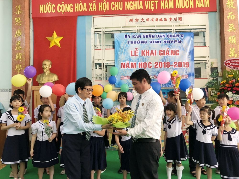 十年樹木 百年樹人 ảnh 3