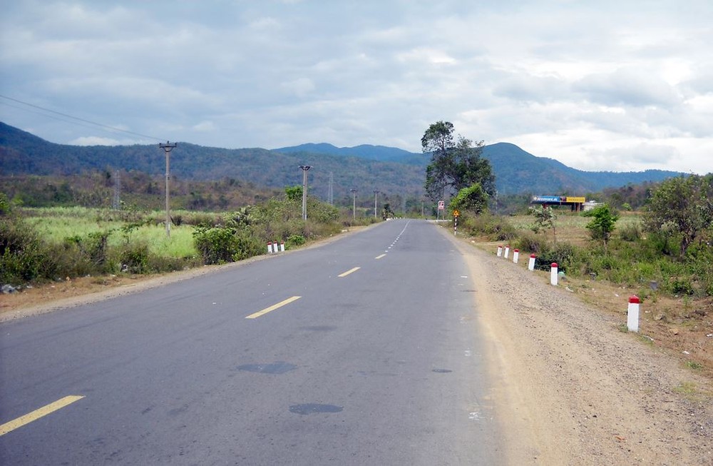 開展途經富安省富安與嘉萊兩省之間連接路線項目。（示意圖源：互聯網）