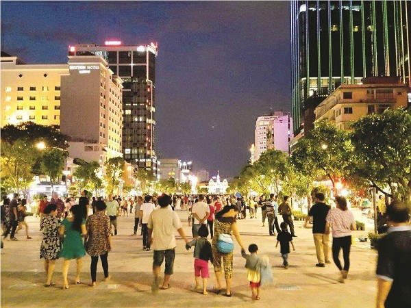 在本市感受中秋氣氛 ảnh 2