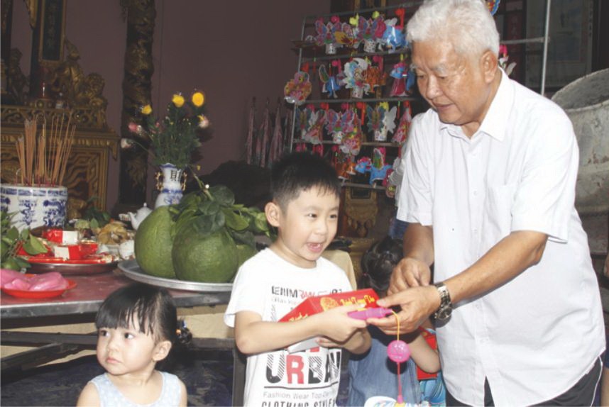 華語成人教育中心展開中秋節活動 ảnh 1