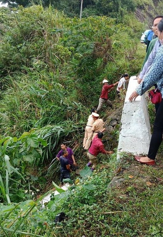 職能力量趕抵現場展開救援工作。（圖源：輝清）
