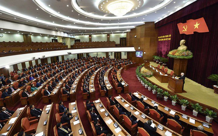 黨十二屆八中全會閉幕式場景。（圖源：VOV）