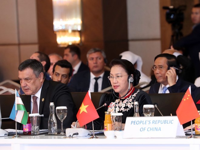 國會主席阮氏金銀發表講話。（圖源：越通社）