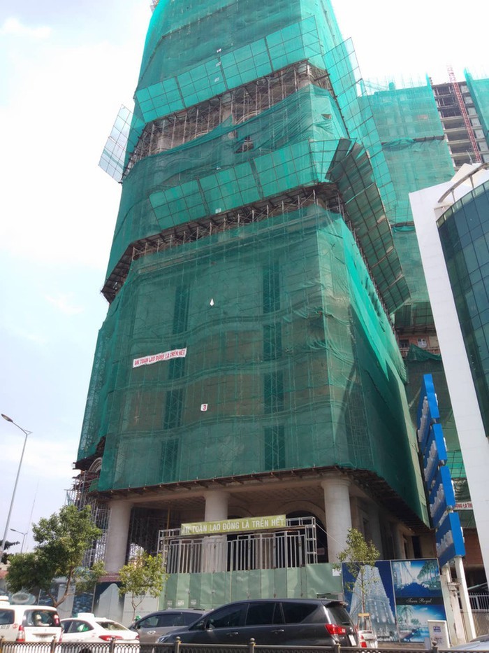 工人墜樓喪命的事發建築工程。（圖源：明慧）