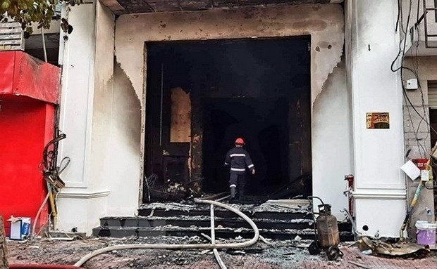 剛開業酒吧付諸一炬 ảnh 1