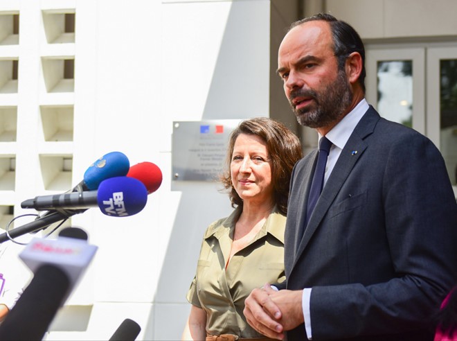 法國總理愛德華‧菲利普出席法國醫療中心落成開業儀式並發表講話。（圖源：黎君）