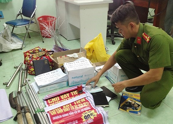 此前被摧毀的放高利貸團夥的涉案贓物。（圖源：志福）