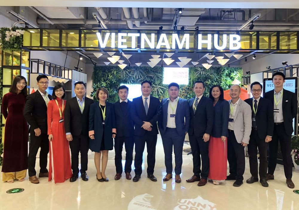 越南館進駐中國上海綠地全球商品貿易港  ảnh 3