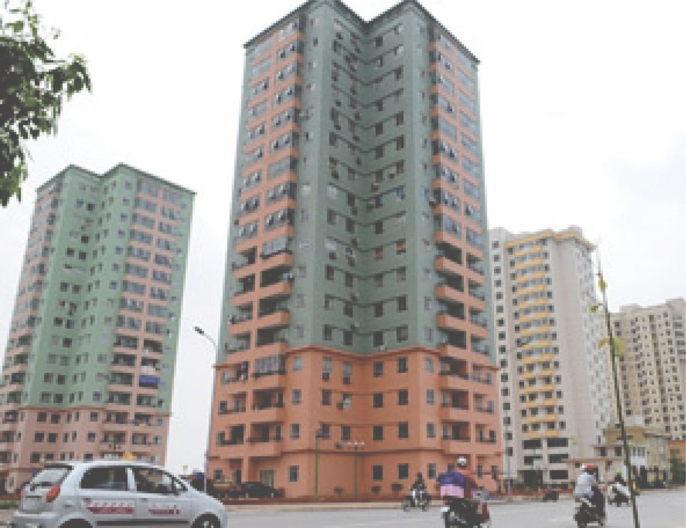 興建社會住房，造福低收入者。