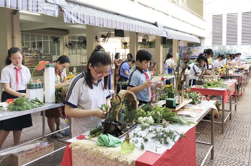 中學生參加比賽一瞥。