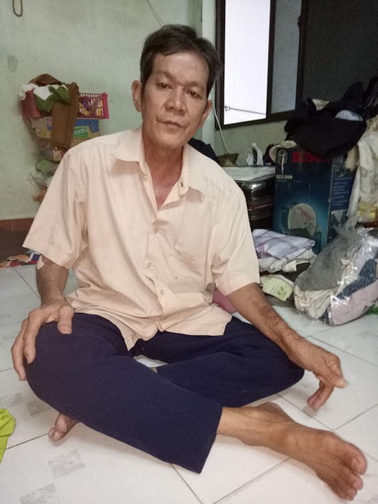 許文利被多病折磨幹不了活。