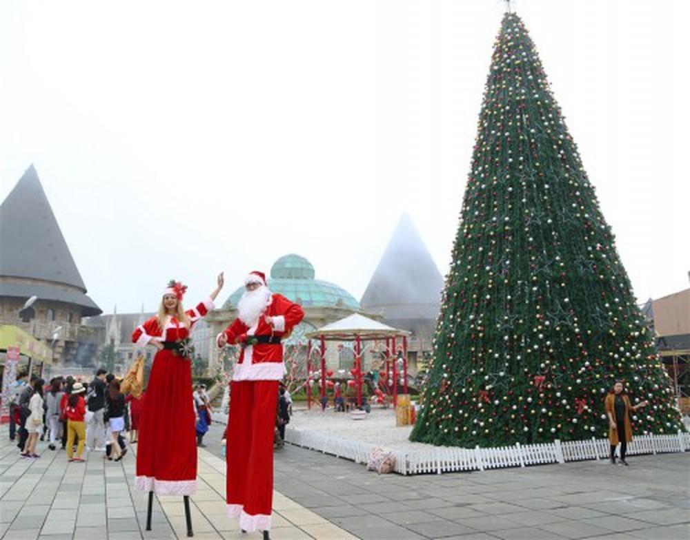 在巴娜山上舉辦冬日盛會。