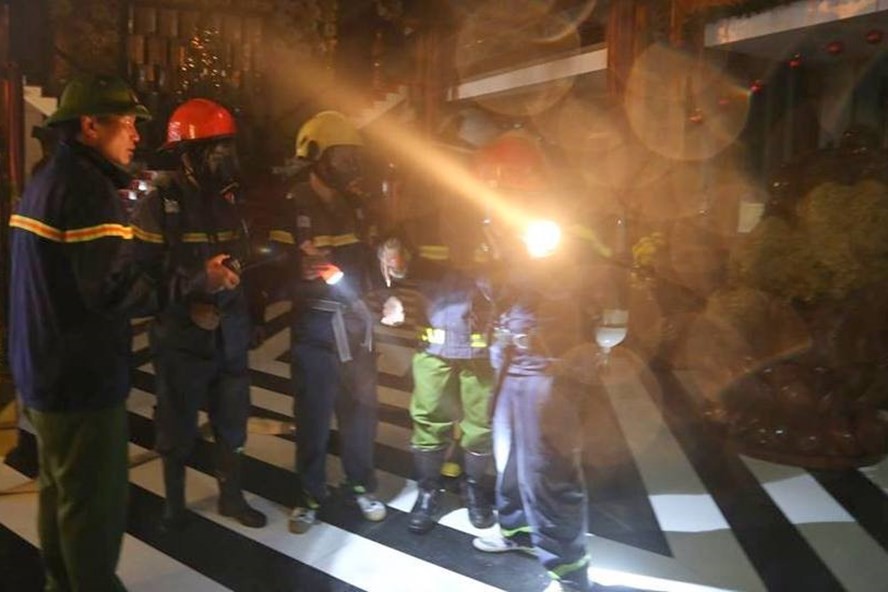 消防隊聞訊後趕抵現場滅火。（圖源：HT）