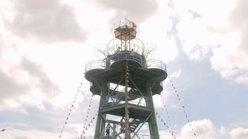 同塔省沙瀝市新歸東坊沙然-佳瑤花街的賞花台正式為遊客服務。（圖源：丫閔）