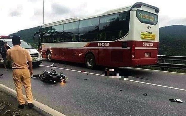 發生在林同省保祿嶺的一起嚴重交通事故。（圖源：文生）