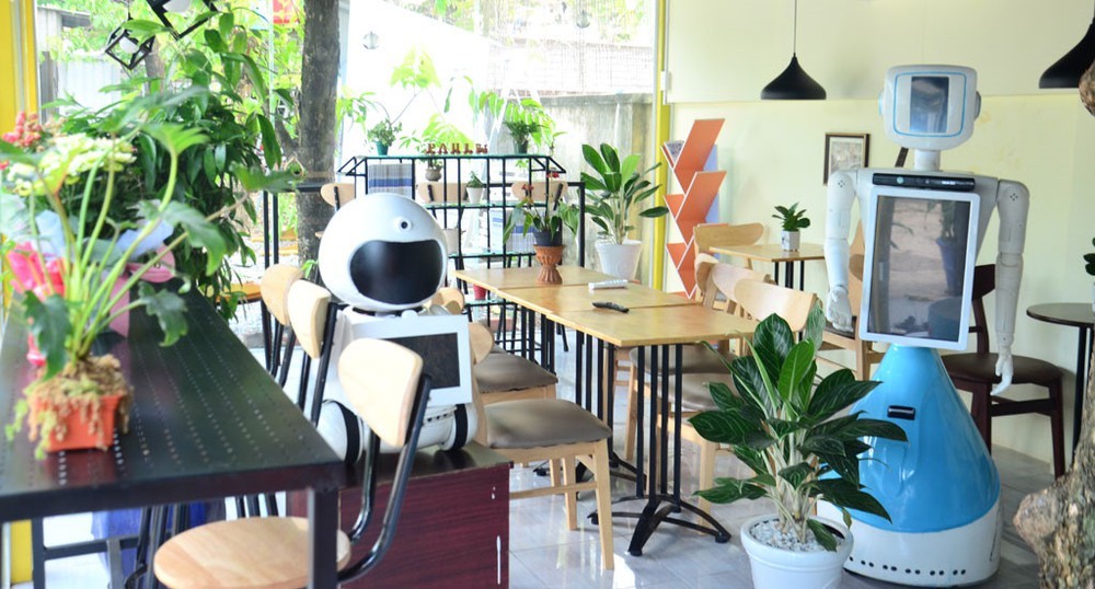 機器人咖啡店模式。