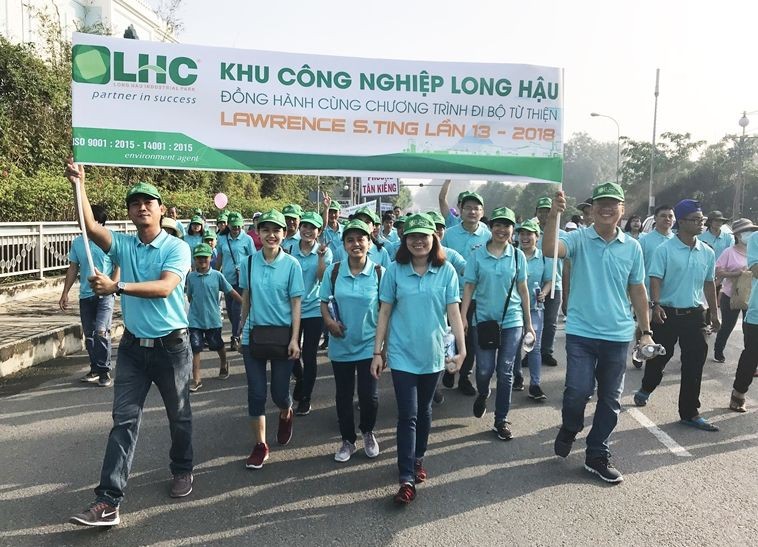 丁善理慈善徒步年度活動吸引眾多不同階層人士的參與。