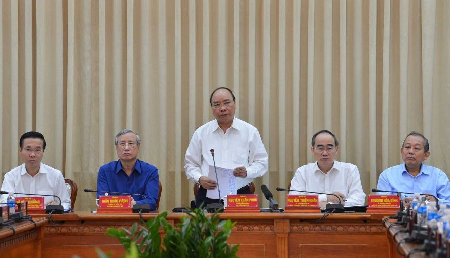 政府總理阮春福在會上致詞。（圖源：越勇）