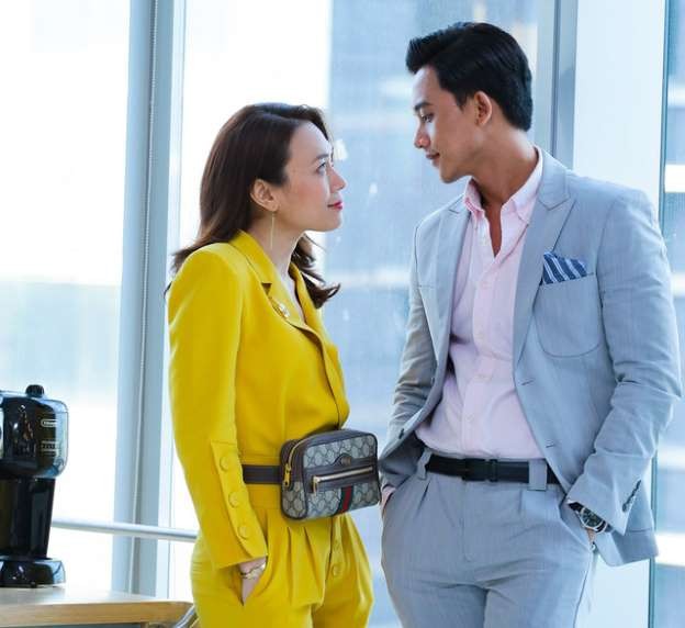 由女歌手美心和梅才平領銜主演的影片《我的女助理》。