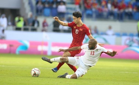 功鳳扳平１比１。（圖源：互聯網）