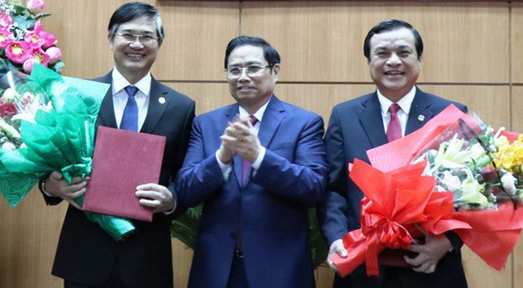 新任廣南省省委書記潘越強（右一）。（圖源：孟長）