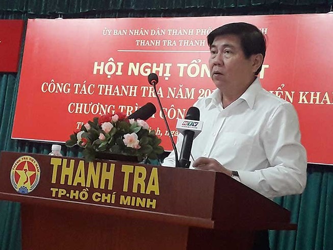 市人委會主席阮成鋒在會議上發言。（圖源：佐琳）