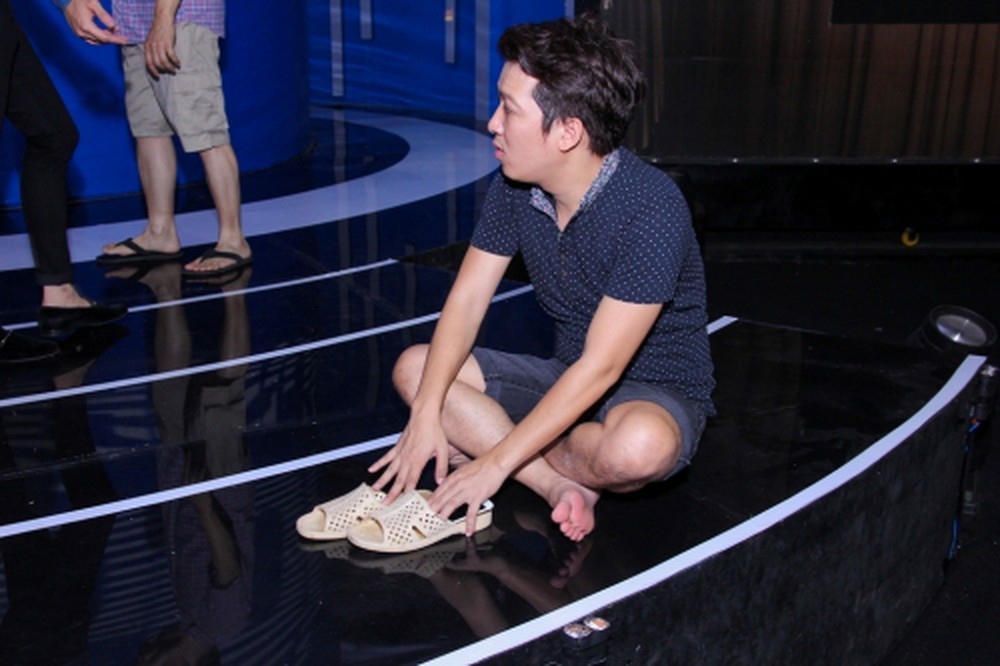 藝人與拖鞋情結 ảnh 1