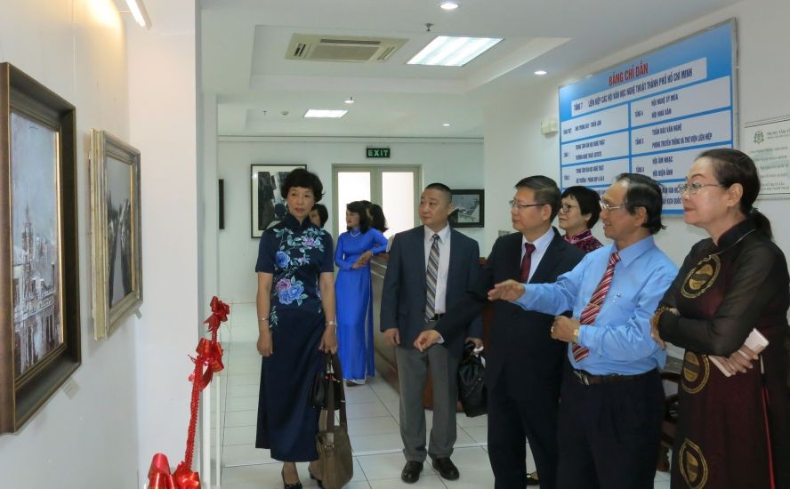 華人美術迎向新發展機遇 ảnh 3