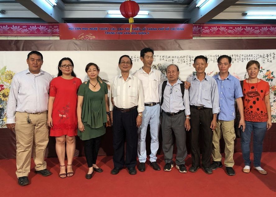 花好月圓元宵夜　歡騰慶賀暖春風 ảnh 1