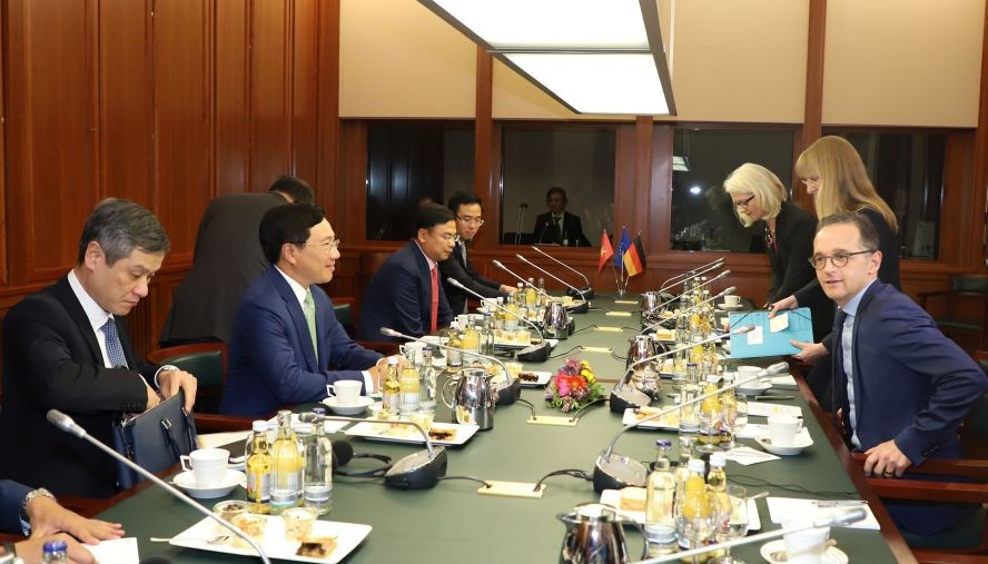 越德兩國外長舉行會談。（圖源：越通社）