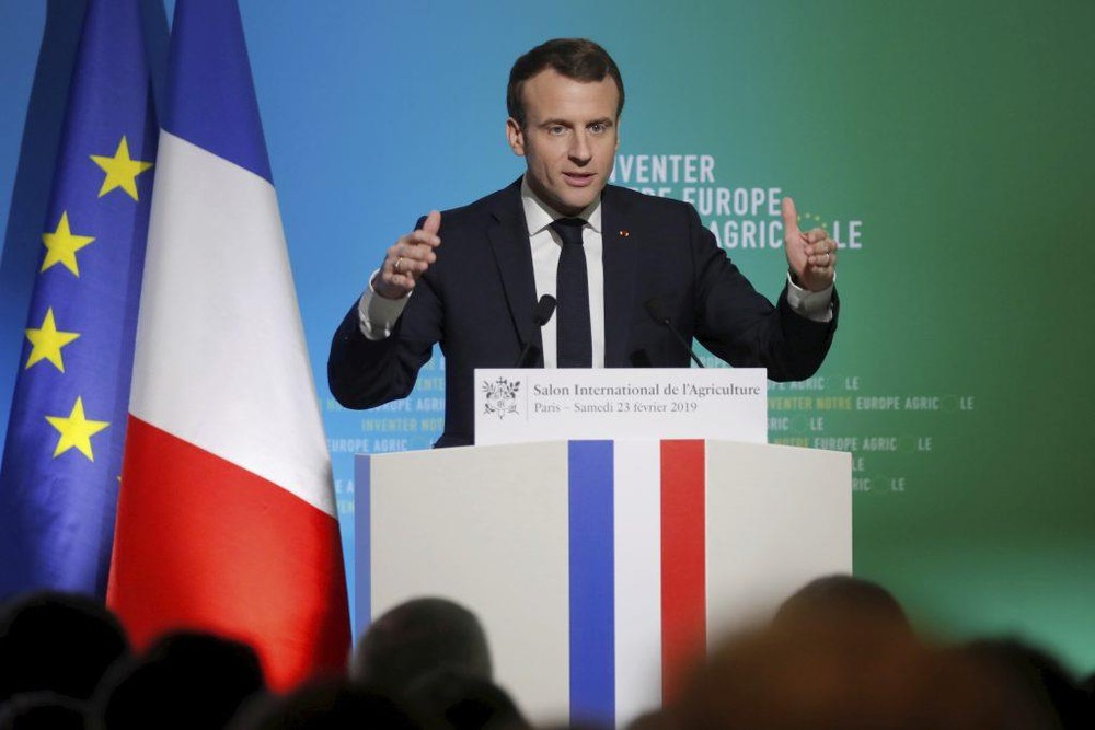 法國總統馬克龍主持2019年法國國際農業博覽會開幕式。（圖源：AP）