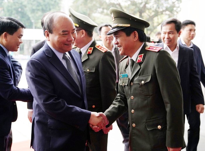 政府總理阮春福親往河內市越蘇友誼勞動文化宮，並對將為第二次美朝峰會服務的國際新聞中心準備工作進行最後檢查。（圖源：玉陽）